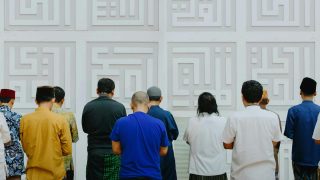 知らないうちに思考をジャックされる