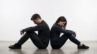 なぜ相容れない者同士が夫婦になるのか（目からウロコ）